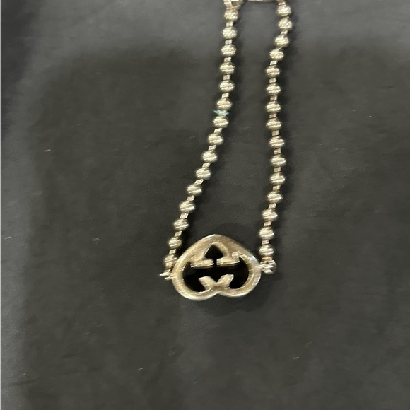 Gucci Vintage Silver Heart Bracelet. - Picture 6 of 17